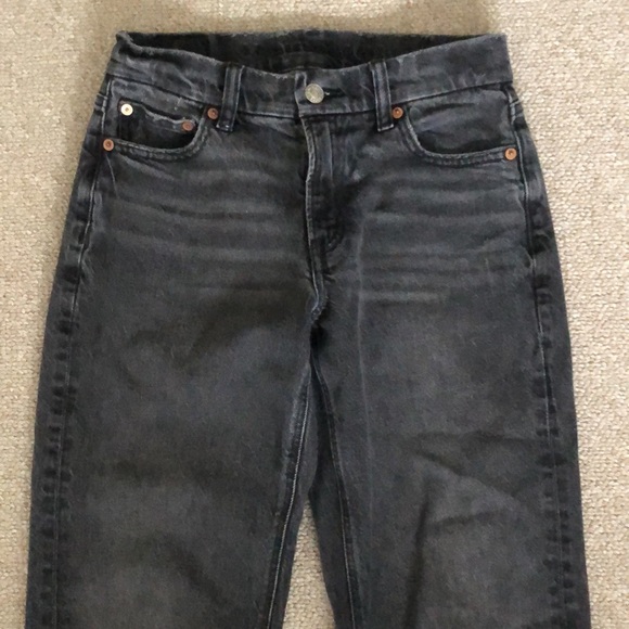 American Eagle Stretchy Straight Low-rise Jeans - Picture 3 of 5